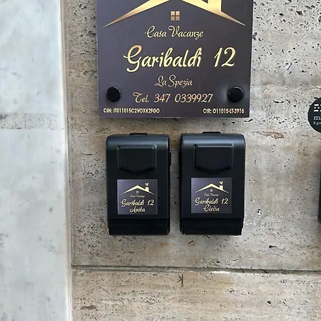 شقة Garibaldi 12, Opposite The Main Train Station
